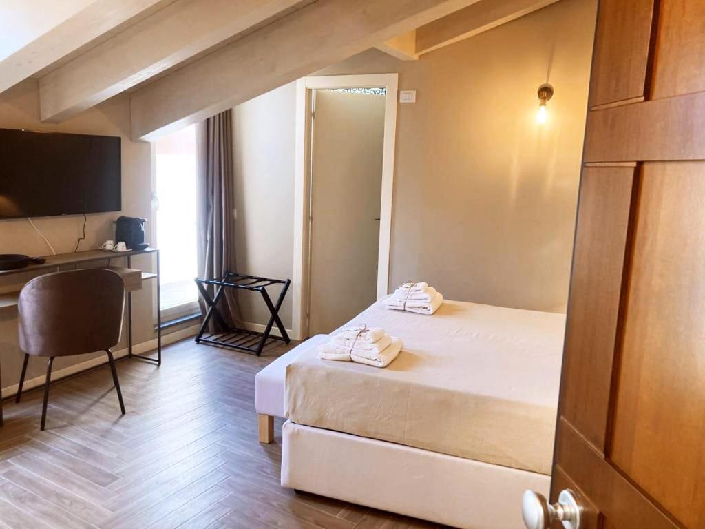 Gatto Bianco Rooms 42 Bergamo Ngoại thất bức ảnh