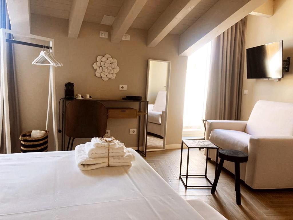 Gatto Bianco Rooms 42 Bergamo Ngoại thất bức ảnh